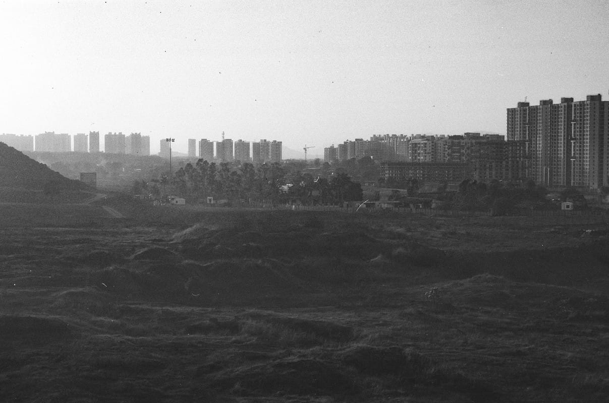 Film Image https://i.postimg.cc/CLV8DNxR/002000061-25x.jpg