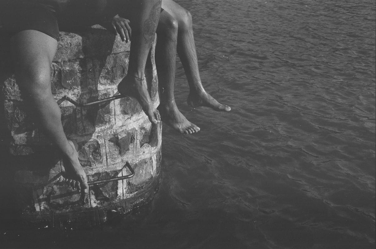 Film Image https://i.postimg.cc/FsQScZHm/00200009.jpg