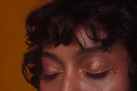 Index Image https://i.postimg.cc/mgZngTY4/Diwali-Dream-Beauty-5329-46-copy.webp